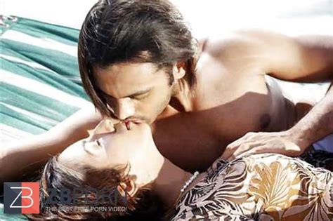 Romance And Rock Hard Smooching ZB Porn