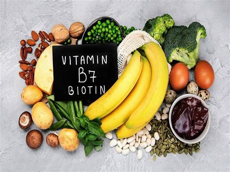 Các dấu hiệu thiếu Vitamin B7 không thể bỏ qua - Nhà thuốc FPT Long Châu