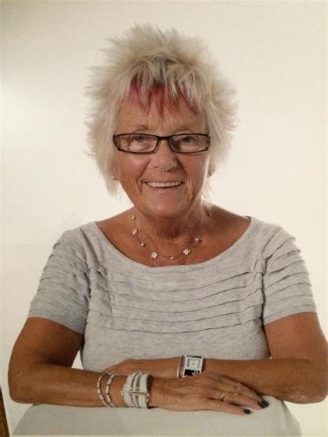 Pictures Of Jan Harvey