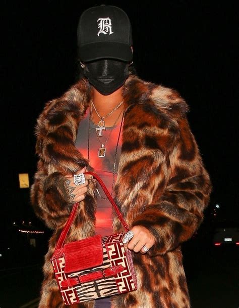 Rihanna Braless Boobs Hot Celebs Home