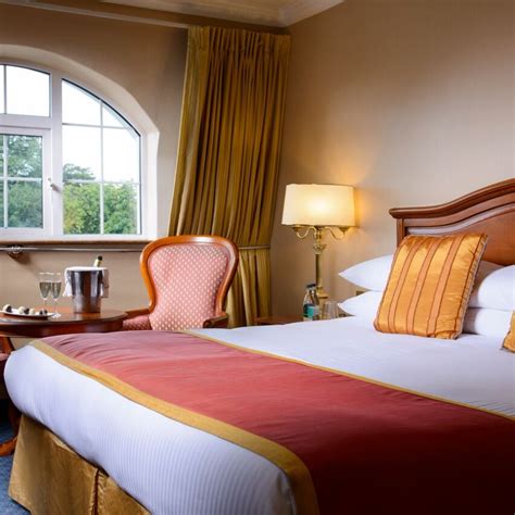 Accommodations In Killarney Killarney Avenue Hotel