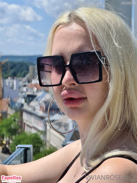 Vivian Rose Aka Vivianroseofficial Nude Leaks OnlyFans Fapellas