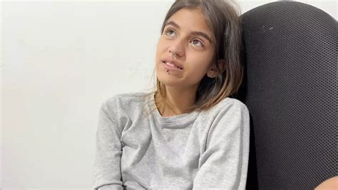 Wie lecker sexy jungfräuliche vagina meiner stiefschwester berührt wird xHamster