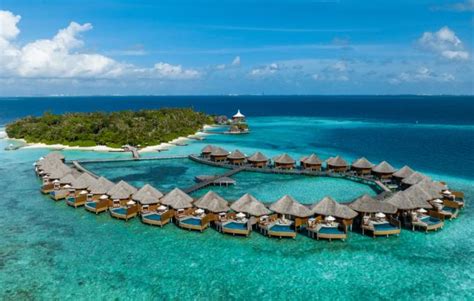 Universal Resorts Management On Linkedin Baros Maldives Celebrates