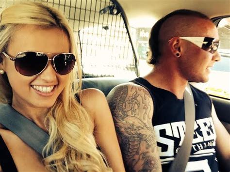 Hot Chicks With Douchebags