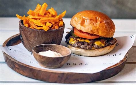 Nude Hot Spot Café in Canggu Canggu s