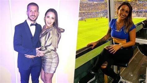 6 Hot Sexy Noelia Pons Bikini Pics