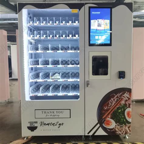 Automatic Indoor Operated Noodles Vending Machine For Office With Hot Water Installation Cup
