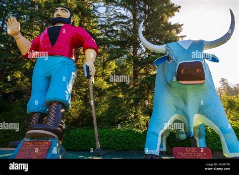 Paul Bunyan And Ox Babe Statues At Trees Of Mystery Roadside Attraction Klamath California