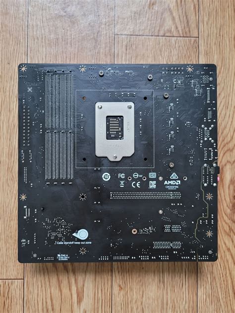 Материнская плата MSI Z490M-S01 (LGA1200, mATX) OEM — купить в интернет ...