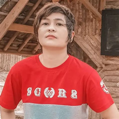 Artis Ini Tak Pernah Tahu Sosok Ayah Sejak Kecil Dibesarkan Single Mom Hot Liputan