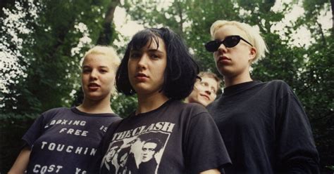 Bikini Kill Anuncia Su Regreso