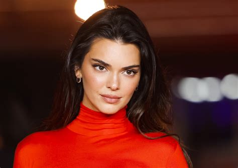 Kendall Jenner Strikes A Sultry Pose In An Itty Bitty Bikini From