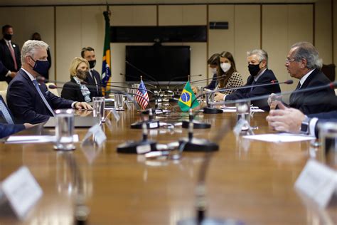 Brasil E Eua Assinam Acordo Para Facilitar Rcio E Desburocratizar