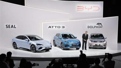 Chinas Byd Launches Electric Car Models In Japan Nikkei