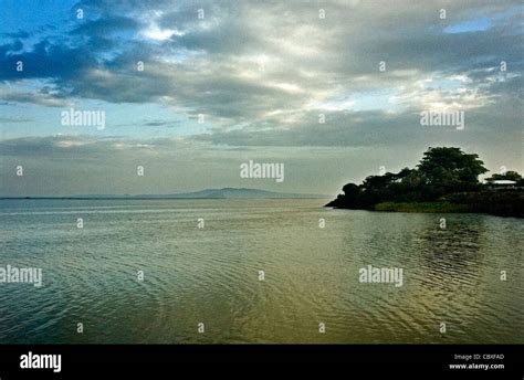 Lake Tana Bahir Dar Ethiopia Stock Photo Alamy