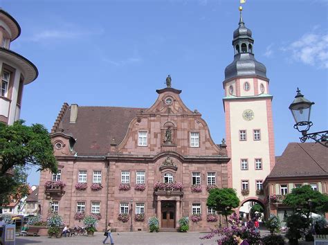 Rathaus Ettlingen Schwarzwald Tourismus Gmbh