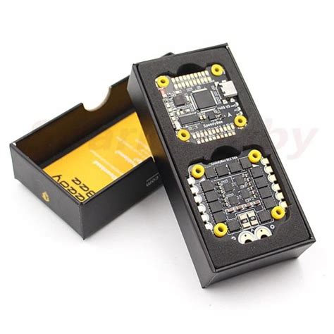 Полетный контроллер SpeedyBee F405 V3 + ESC 50A/60A (Stack) - купить в ...