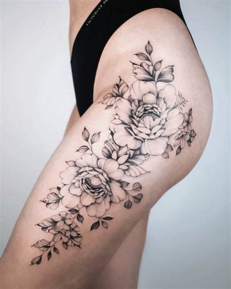 66 Alluring Thigh Tattoos For Women With Meaning