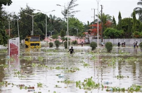 Chuva Faz Dois Mortos E Centenas De Desabrigados Em Luanda Kilamba Horas