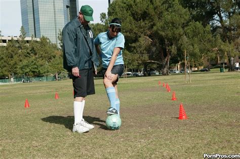 Teen Whore Gets Banged By A Horny Old Guy Porn Pictures Xxx Photos Sex Images Pictoa