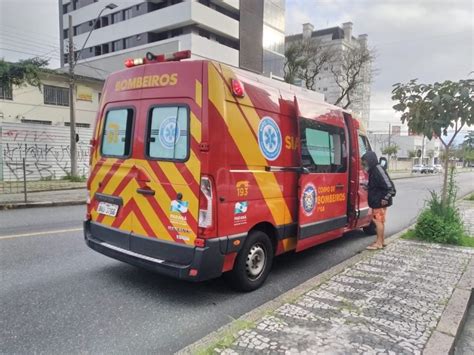 Homem fica ferido após levar facada nas partes íntimas e pedrada na