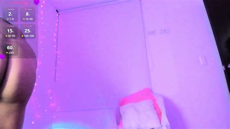 Jaymes Nicole Shaved Pussy