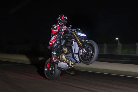 TOP Naked Street Bikes Torquecafe