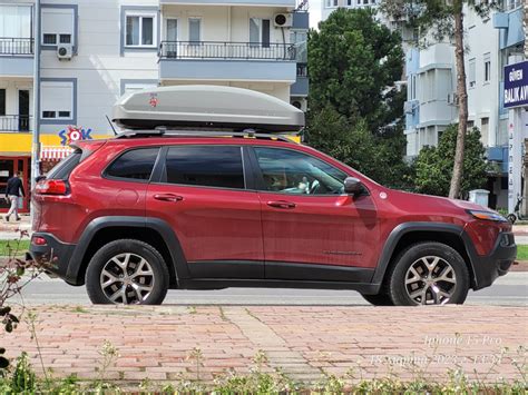 Бокс на крышу. — Jeep Cherokee (KL), 3,2 л, 2014 года | аксессуары | DRIVE2