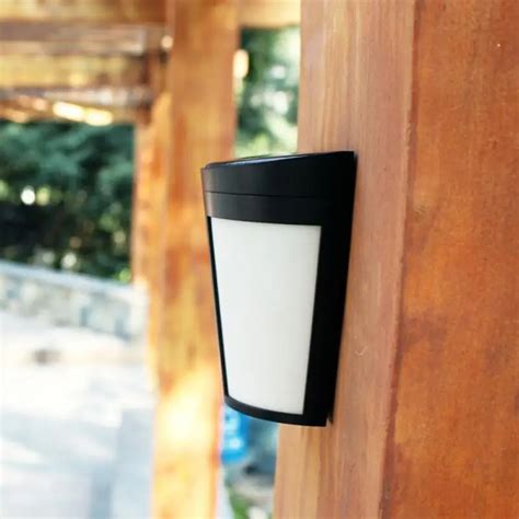 IP65 Водонепроницаемый Солнечный уличный светильник с датчиком энергии ...