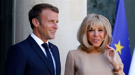 Foto Brigitte Macron Saiba Mais Sobre A Primeira Dama Francesa Que