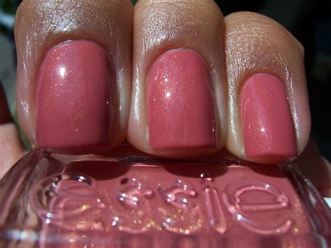 Essie Bikini So Teeny Collection For Summer Of Life And Lacquer