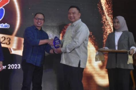 Pemkab Gorontalo Raih Penghargaan Paris Go Award Terbaik Iii