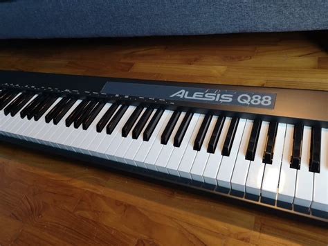 Alesis Q88 Mkii 88 Key Usbmidi Keyboard Controller Ørnmax