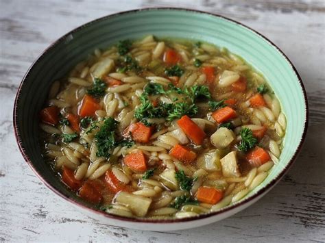 Schnelle Und Einfache Nudelsuppe Von ChPhTh Chefkoch