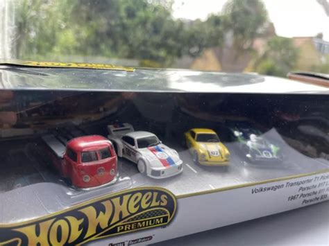 HOT WHEELS PREMIUM Diorama Nurburgring Porsche Transporter Set PicClick UK