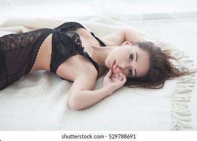 Sexy Brunette Woman Perfect Beautiful Shape Stock Photo 529788691 Shutterstock