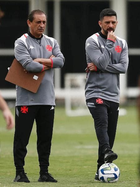 Vasco O que fez o técnico Ramón Diaz antes da estreia