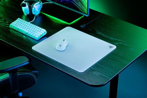 Razer представила коврик для мышки из закалённого стекла