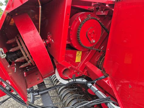 Massey Ferguson 1839 Inline Conventional Baler