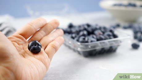 how to clean blueberries