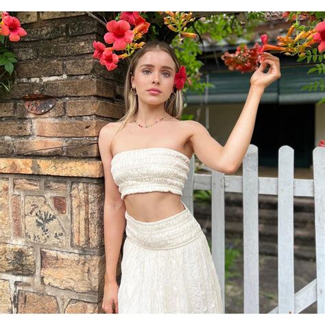 Popular / (VIDEO)Influencer recibió reclamo de su mamá en plena grabación