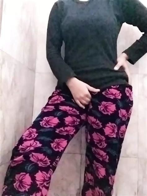 Free Stepmom Bathroom Porn Videos Xhamster