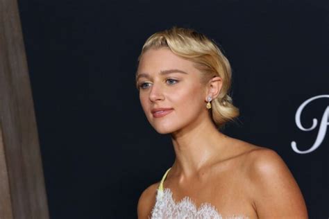 Hot Sexy Julia Schlaepfer Bikini Pics