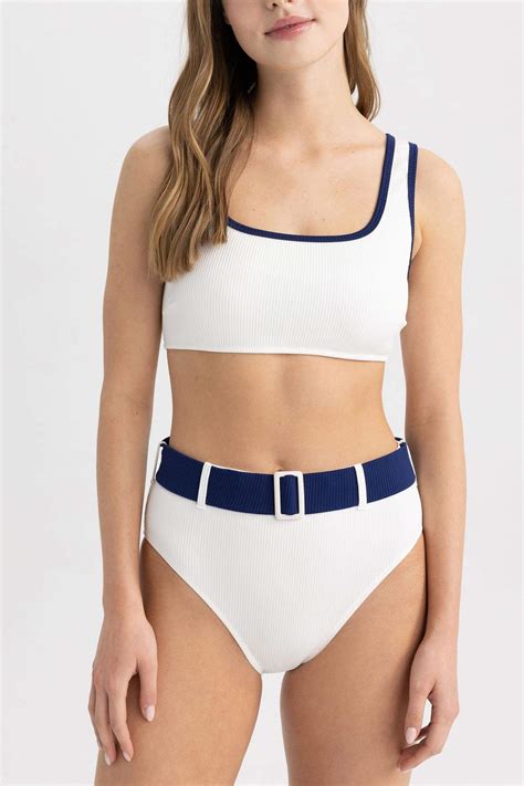 Beyaz Kad N Fall In Love Regular Fit Bikini St Defacto
