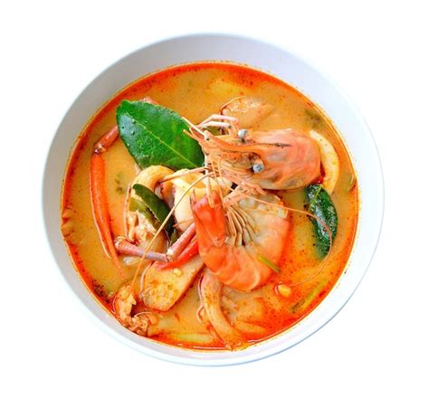 Premium Photo Tom Yum Goong Thai Hot And Spicy Soup Seafood With Shrimp Thai Cuisine
