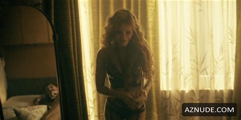 NINA FRIEDERIKE GNADIG Nude AZNude