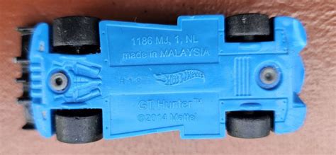 Hot Wheels GT Hunter avtomobilček