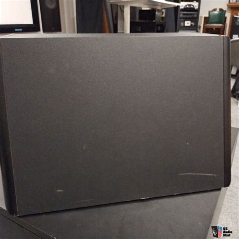 Focal 33V1 13" Polyglass Subwoofer And Focal Enclosure Photo #5151790 ...