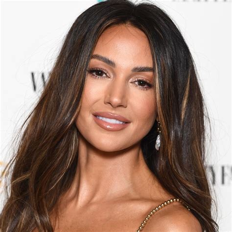 Gisele Sets Pulses Racing In String Bikini Shares Message Close To Her